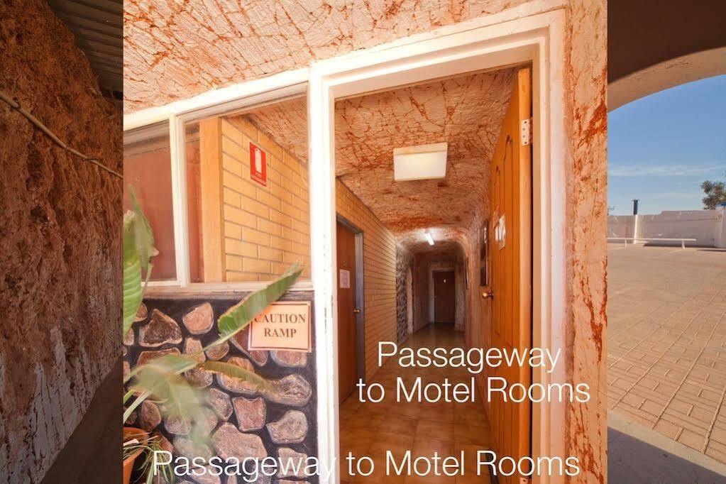 Radeka Downunder Underground Motel Coober Pedy Exterior foto